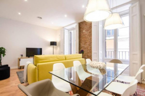 Renovated and Modern- 3Bd 2Bth- Anton Martin